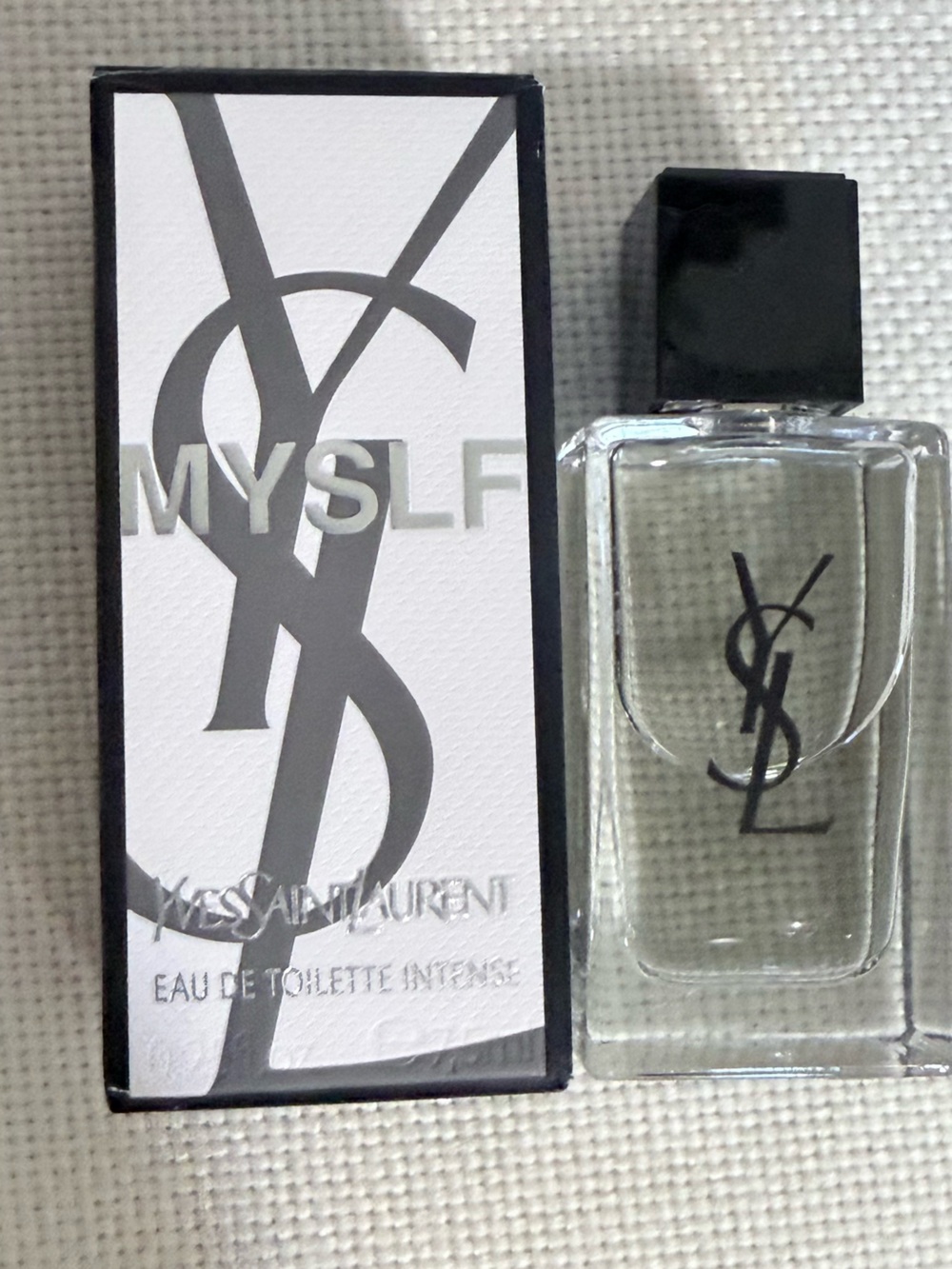 Yves Saint Laurent minis set - Picture 2 of 3